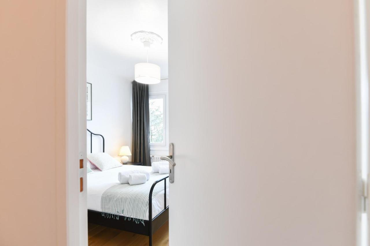 Nice Apartment With Balcony Very Close To The City Center Annecy Exterior photo